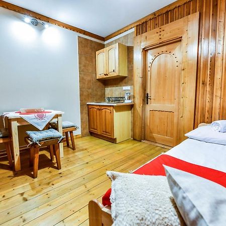 Pokoje Goscinne Makuszynskiego Zakopane Esterno foto
